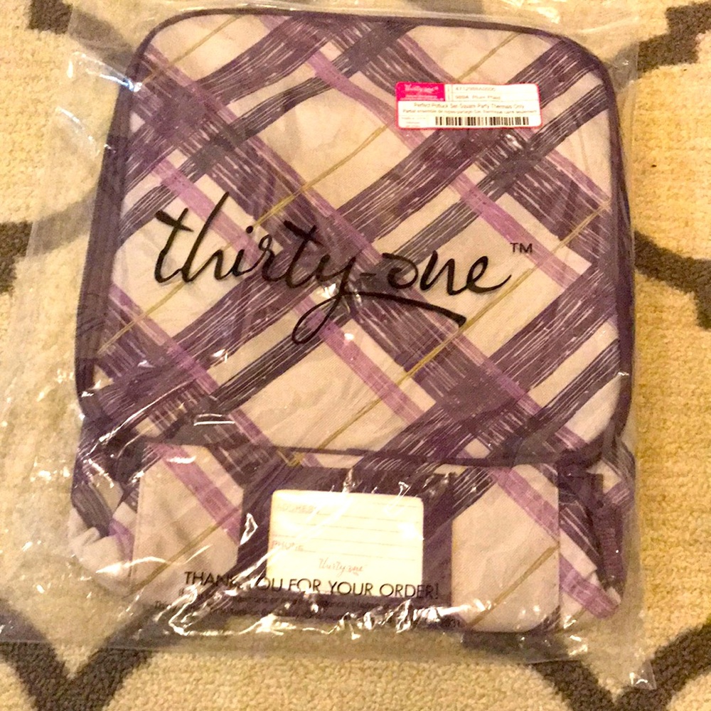 Thirty one perfect potluck set square!